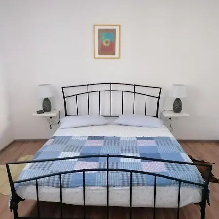 Apartman With Parking Space Dajla, Novigrad - 6935
