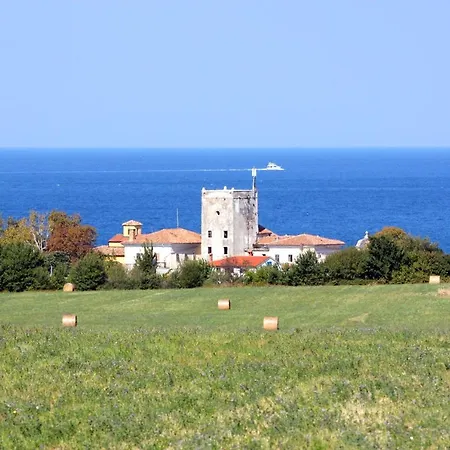 With Parking Space Dajla, Novigrad - 6935 Apartament