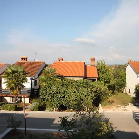 Apartament With Parking Space Dajla, Novigrad - 6935 *