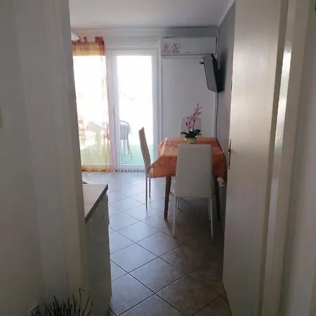 With Parking Space Dajla, Novigrad - 6935 アパート Novigrad Istria